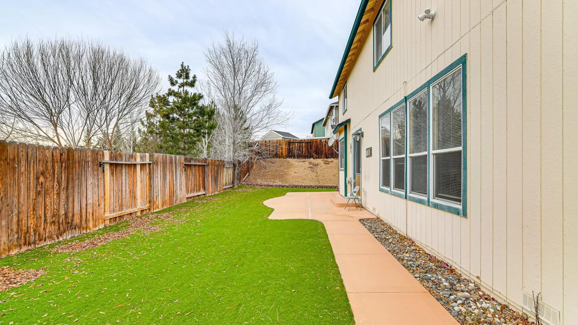 Large Family Home With Game Room In Reno! Holiday home Reno